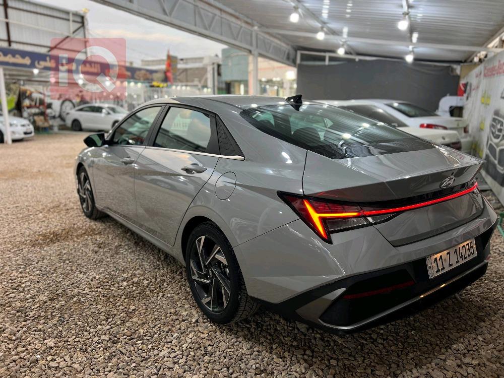 هيونداي النترا